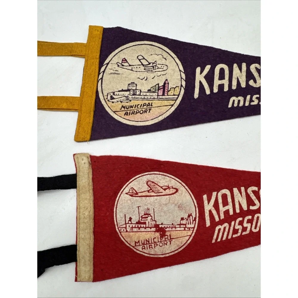 2 Vintage Kansas City Missouri Souvenir Felt Pennant Flags 11